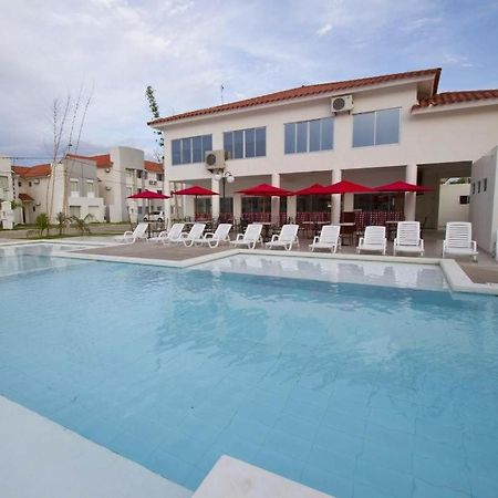 Terranova Suites Santa Cruz de La Sierra Exteriör bild
