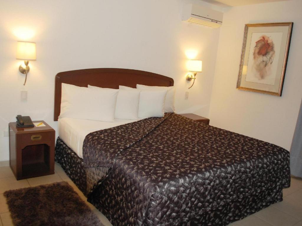 Terranova Suites Santa Cruz de La Sierra Exteriör bild