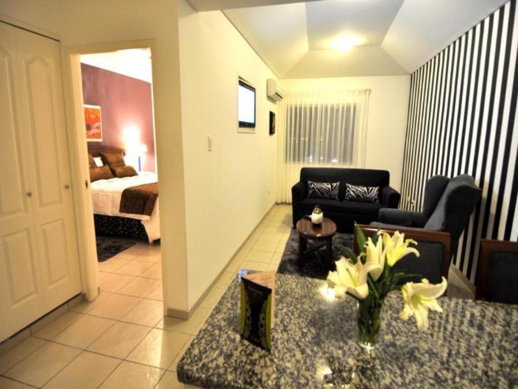Terranova Suites Santa Cruz de La Sierra Exteriör bild