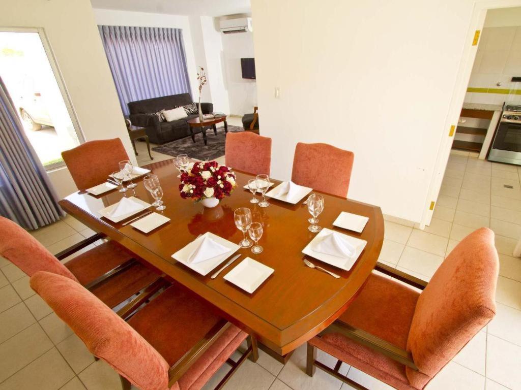Terranova Suites Santa Cruz de La Sierra Exteriör bild
