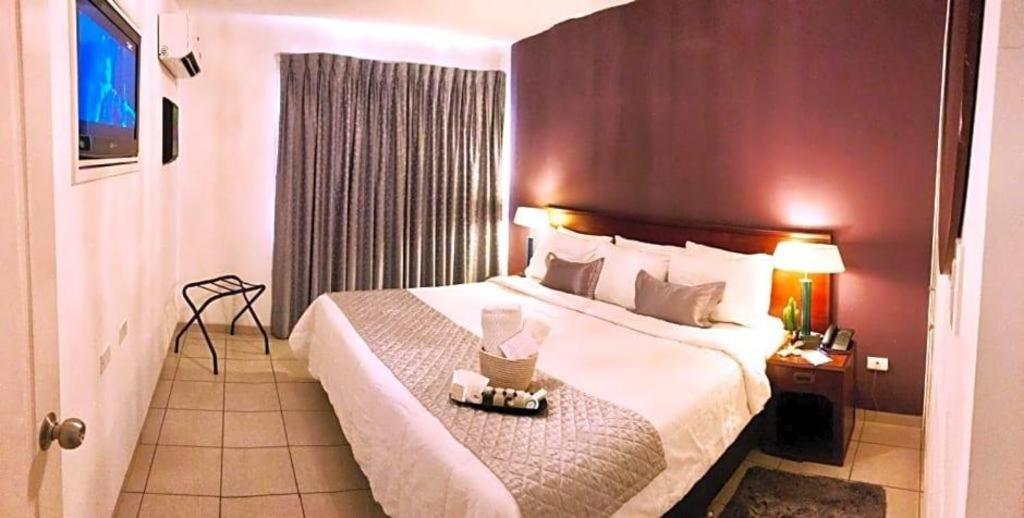 Terranova Suites Santa Cruz de La Sierra Exteriör bild