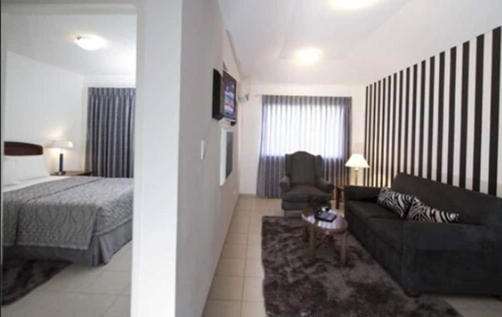 Terranova Suites Santa Cruz de La Sierra Exteriör bild